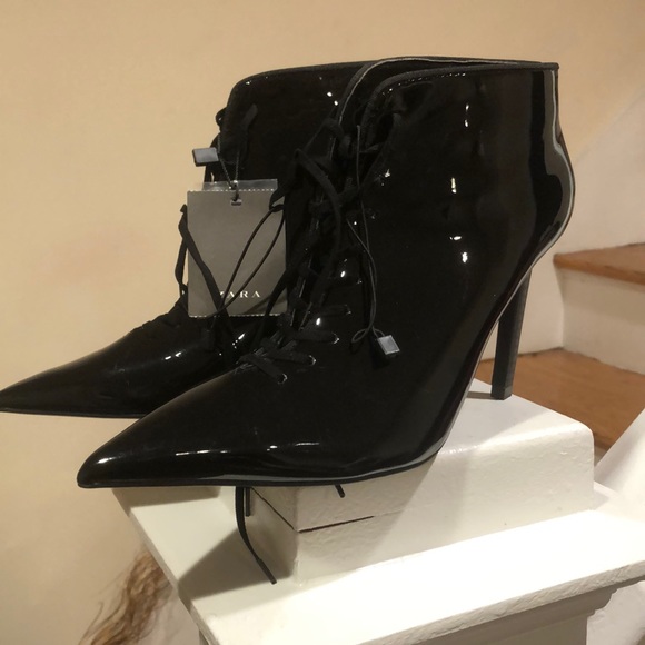 Black Patten - Picture 1 of 3